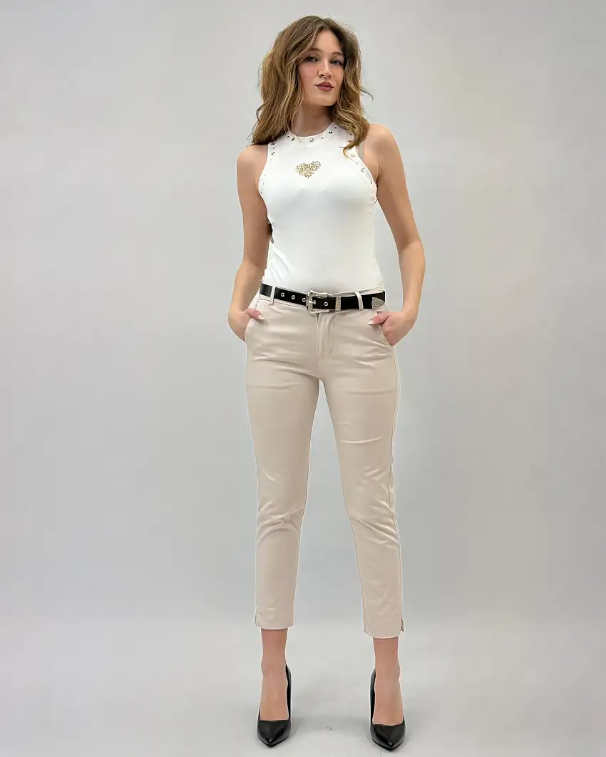 Pantaloni con cintura con tasche