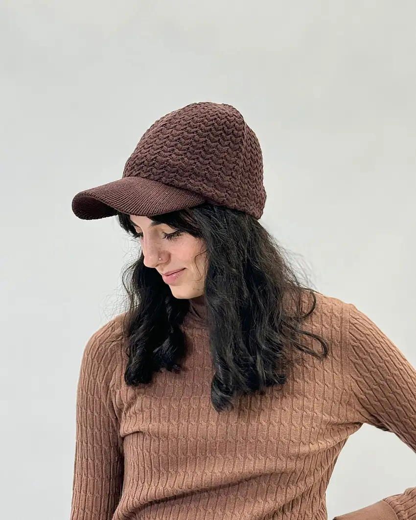 Cappello intrecci con visiera