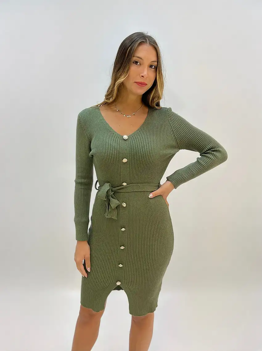 Abito a costine con bottoni e cintura