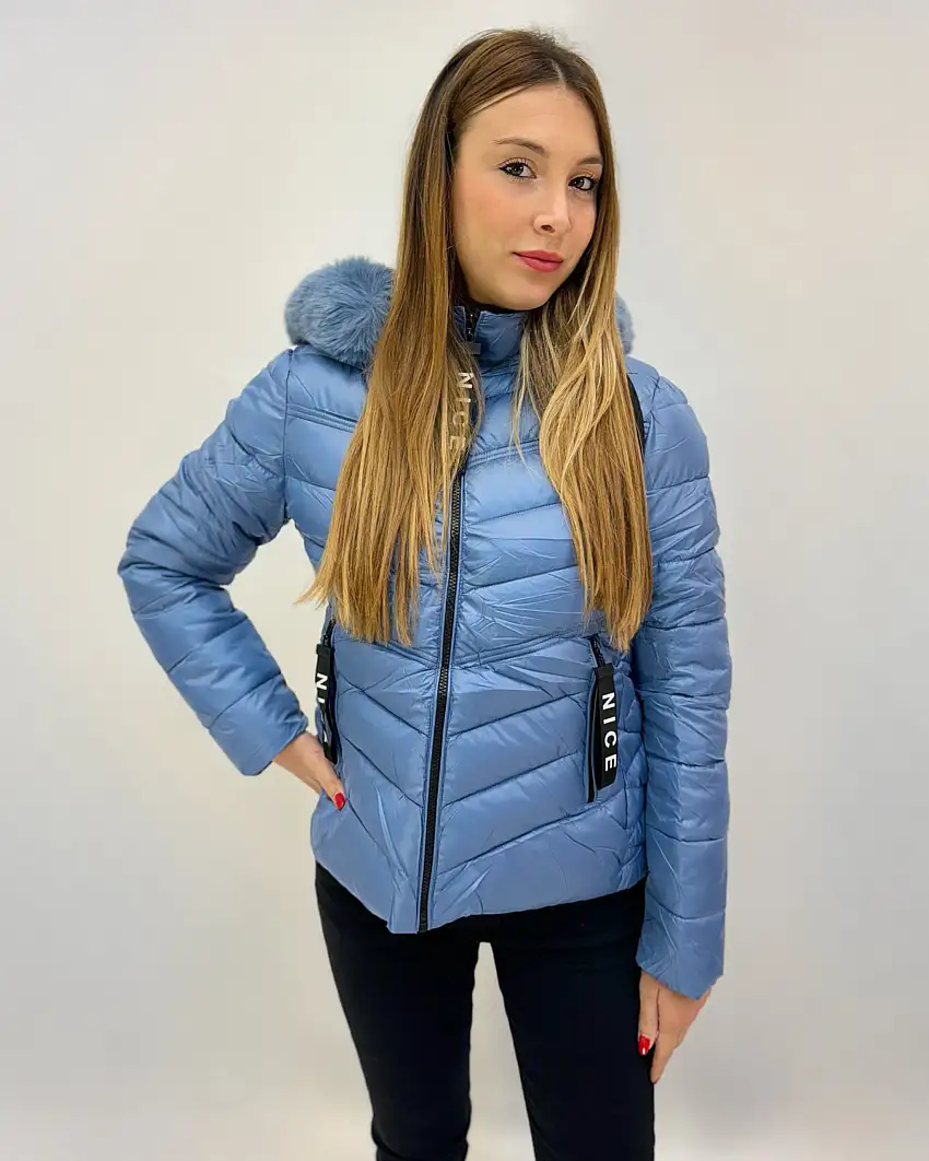 Piumino corto con ecopelliccia