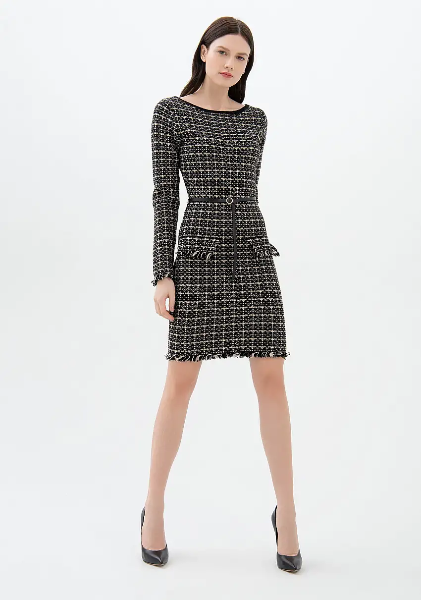 Abito aderente in tweed