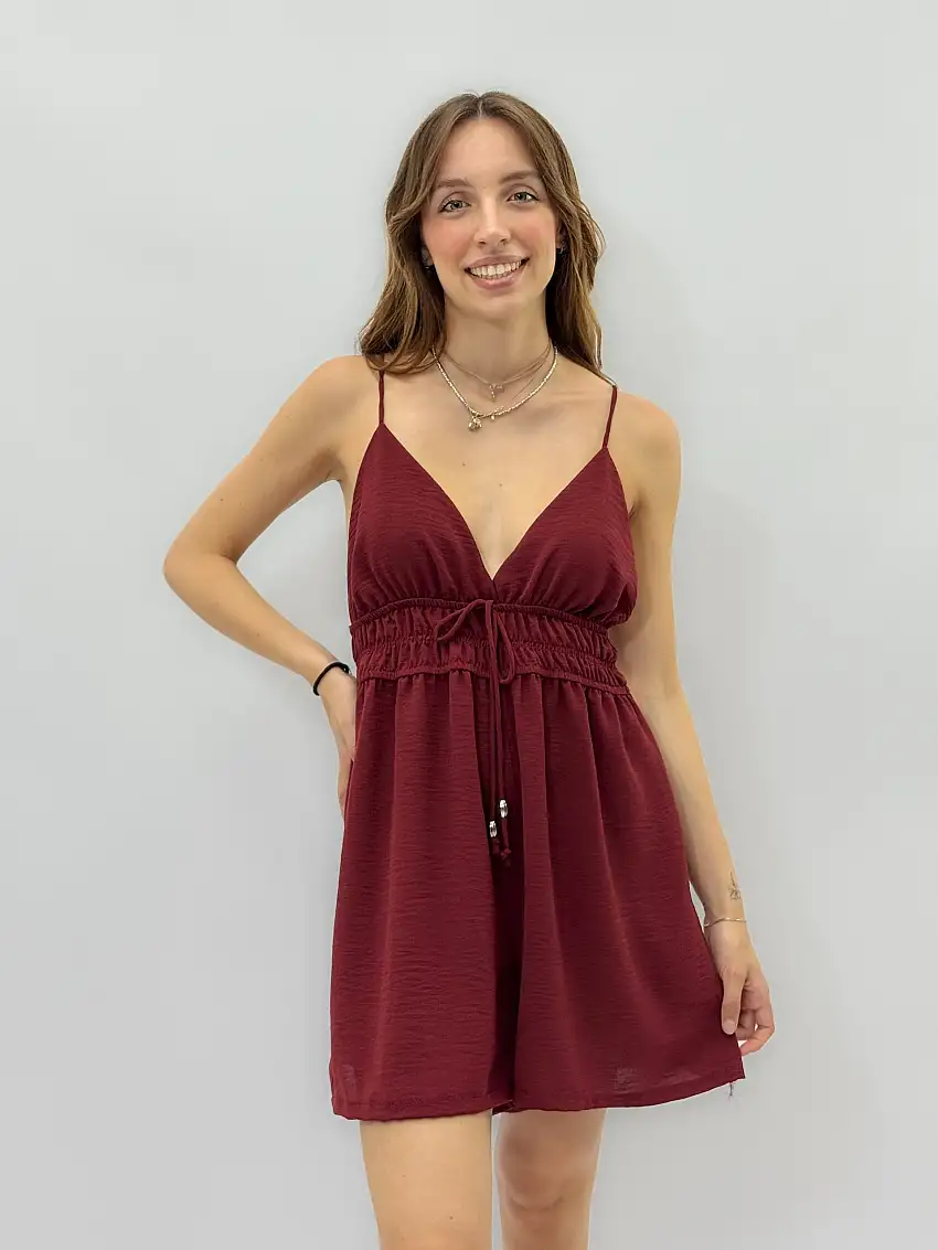 Tuta corta con scollo V