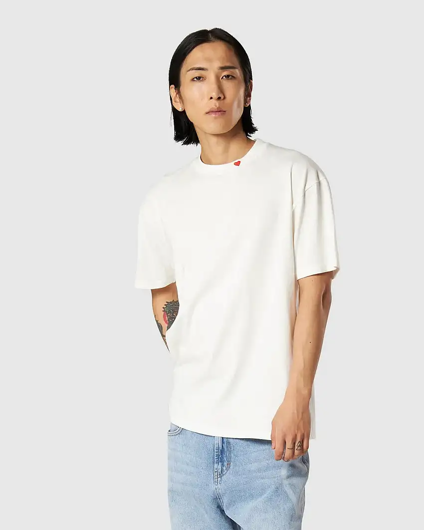 T-Shirt Vision of Super con cuore ricamato uomo