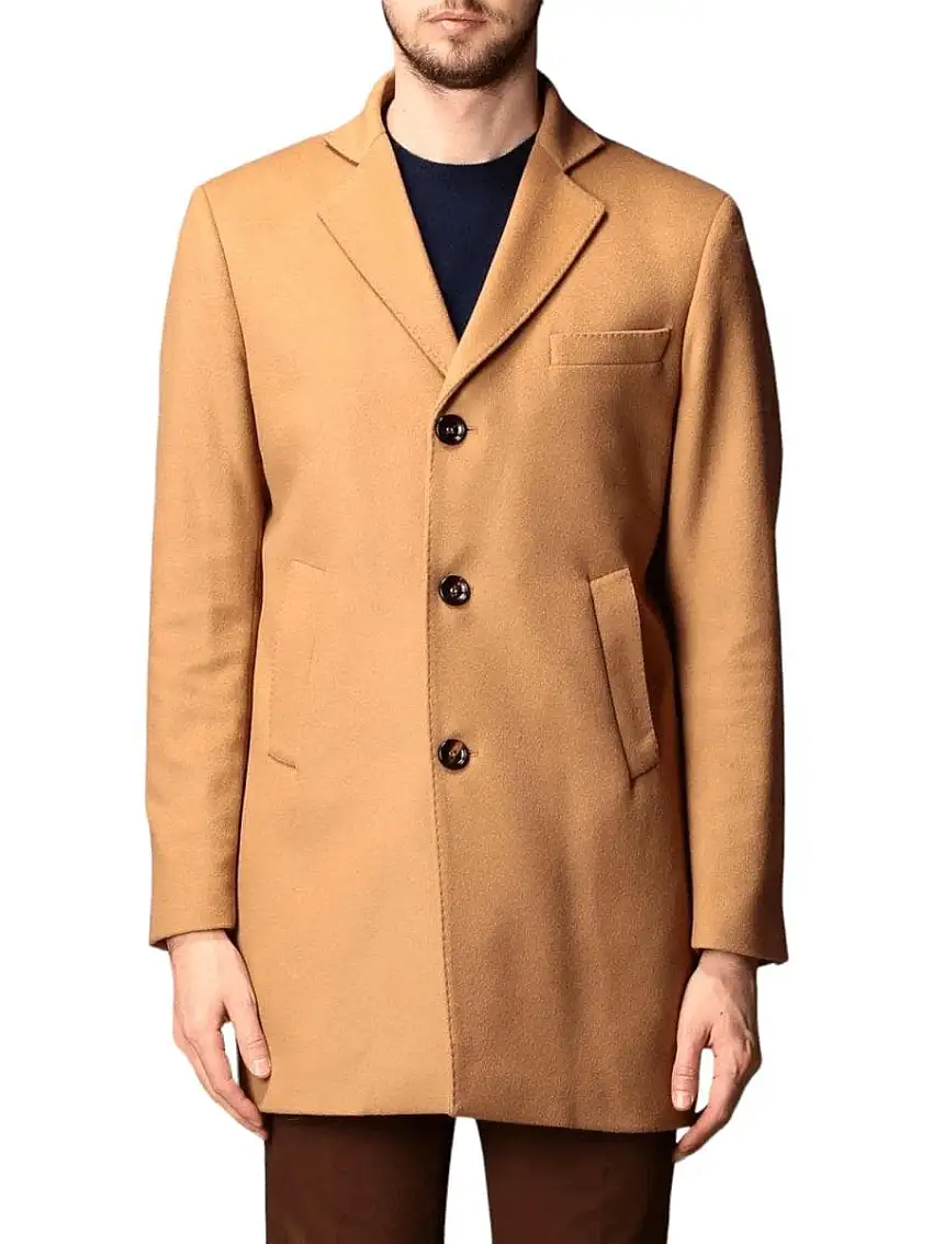 Cappotto monopetto tre bottoni di Alessandro Dell'Acqua