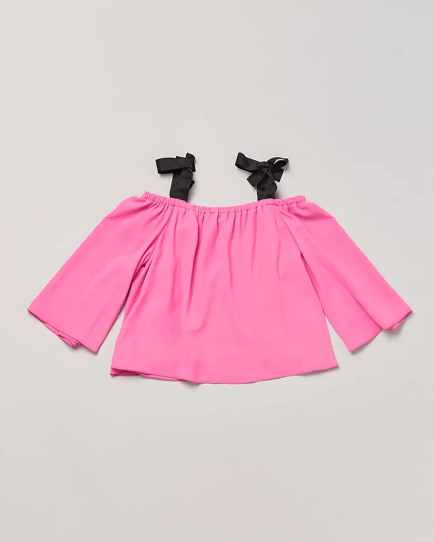 Blusa fucsia a spalla scoperta con spalline nere annodabili a fiocco 40-44