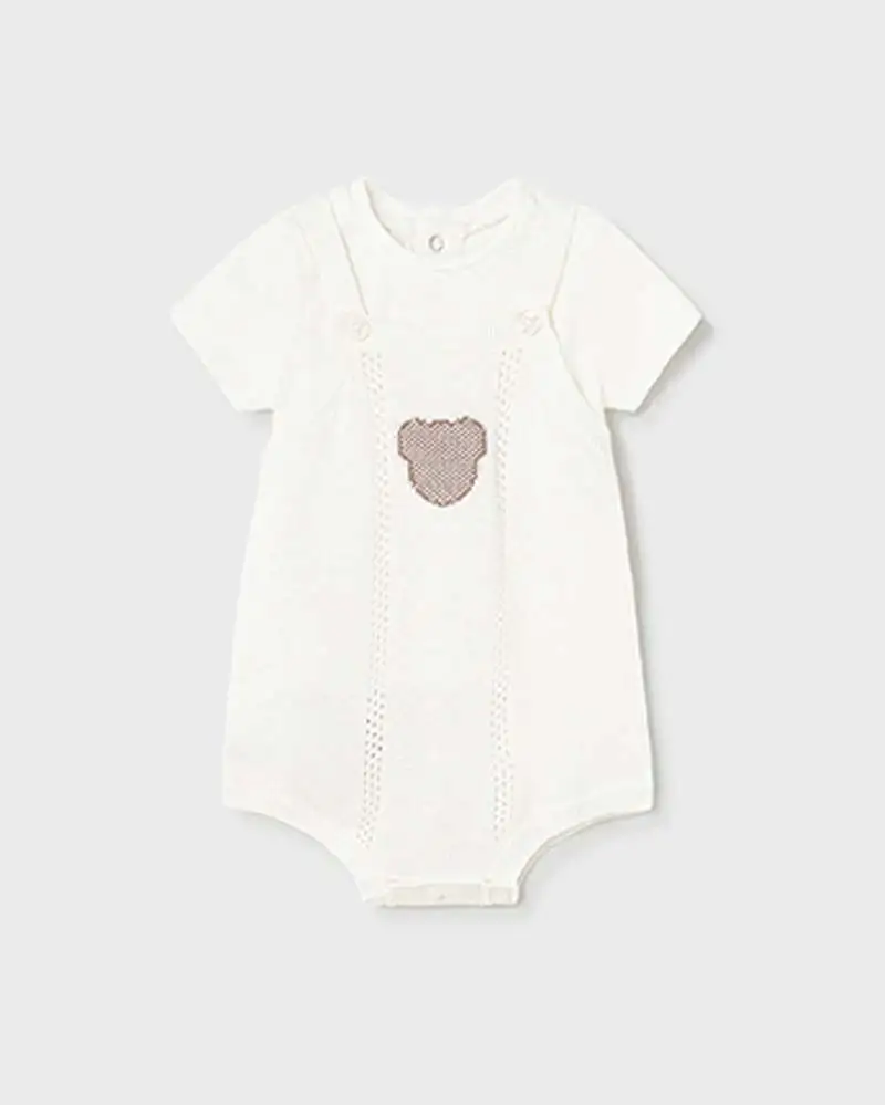 Completo avorio composto da t-shirt e salopette in maglia di cotone con orsetto jacquard 2-6 mesi