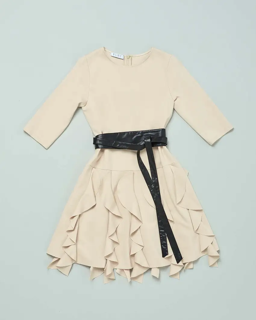 Abito Elsy beige con maniche a tre quarti e gonna con rouches 40-44