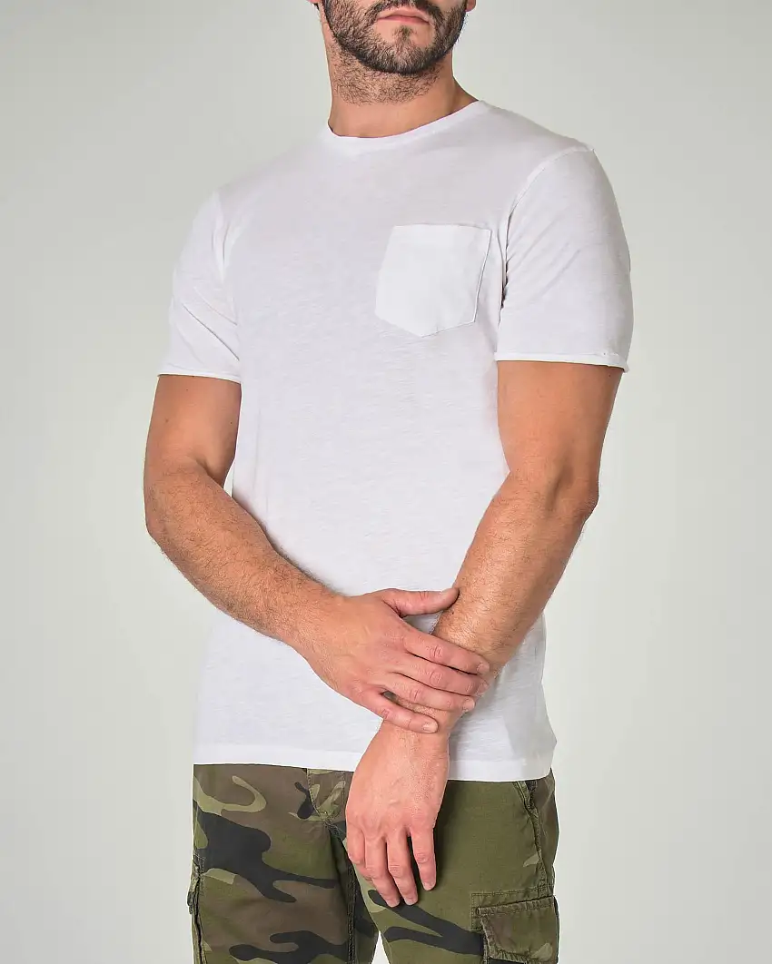 T-shirt bianca in cotone fiammato con taschino