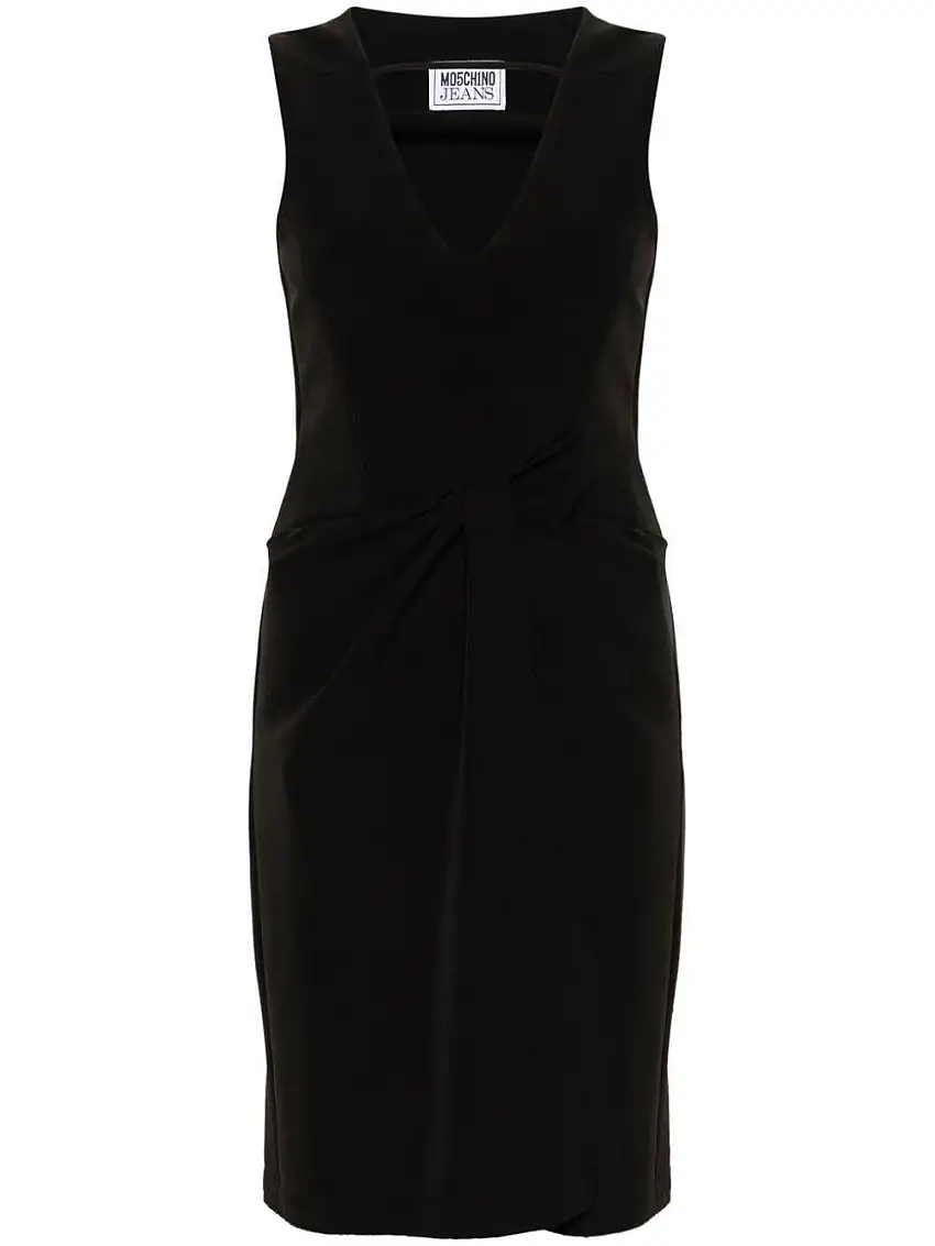 Abito nero con arricciatura